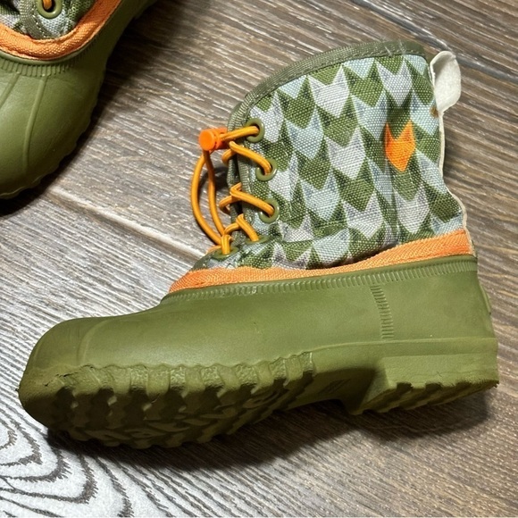 Native unisex kid boots size 6 - Picture 5 of 8